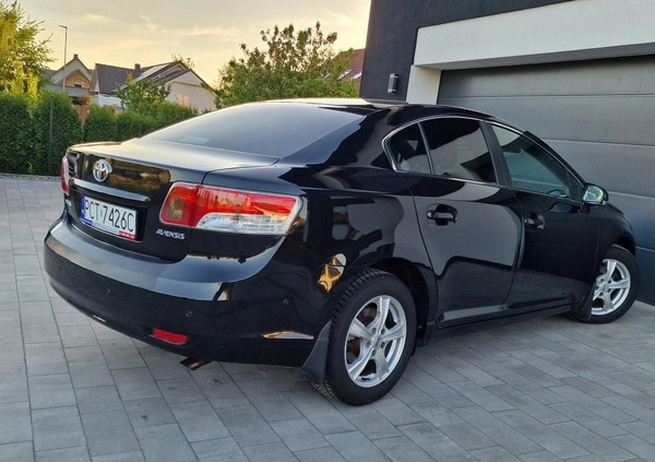 Toyota Avensis cena 31990 przebieg: 137158, rok produkcji 2010 z Skarszewy małe 407